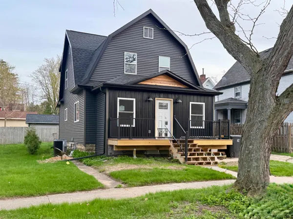 $254,980 | 200 East Moore Street, Berlin, WI 54923