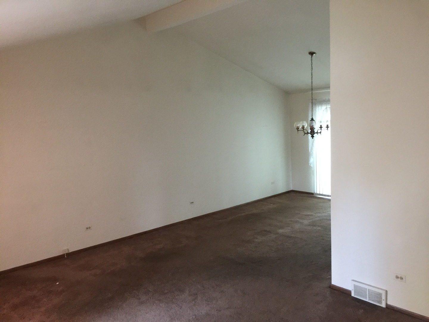 401 Iroquois Road Hillside, IL 60162 - Photo 5 of 14