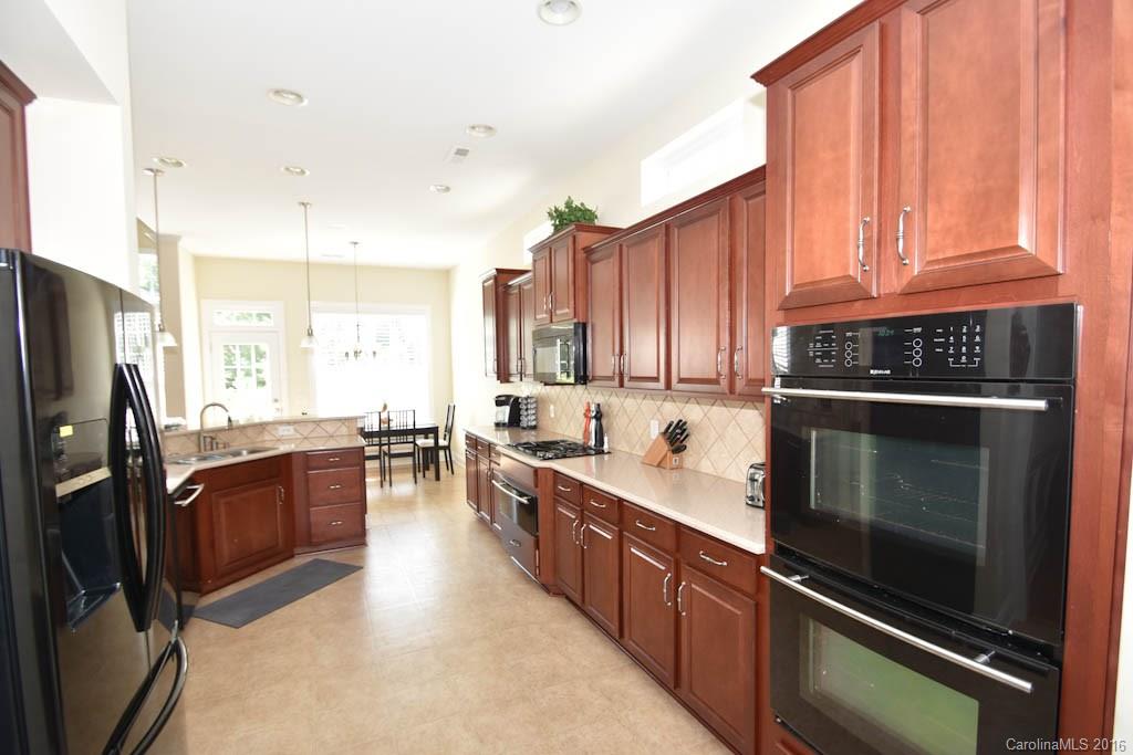 848 Treasure Court Fort Mill, SC 29708 - Photo 6 of 23