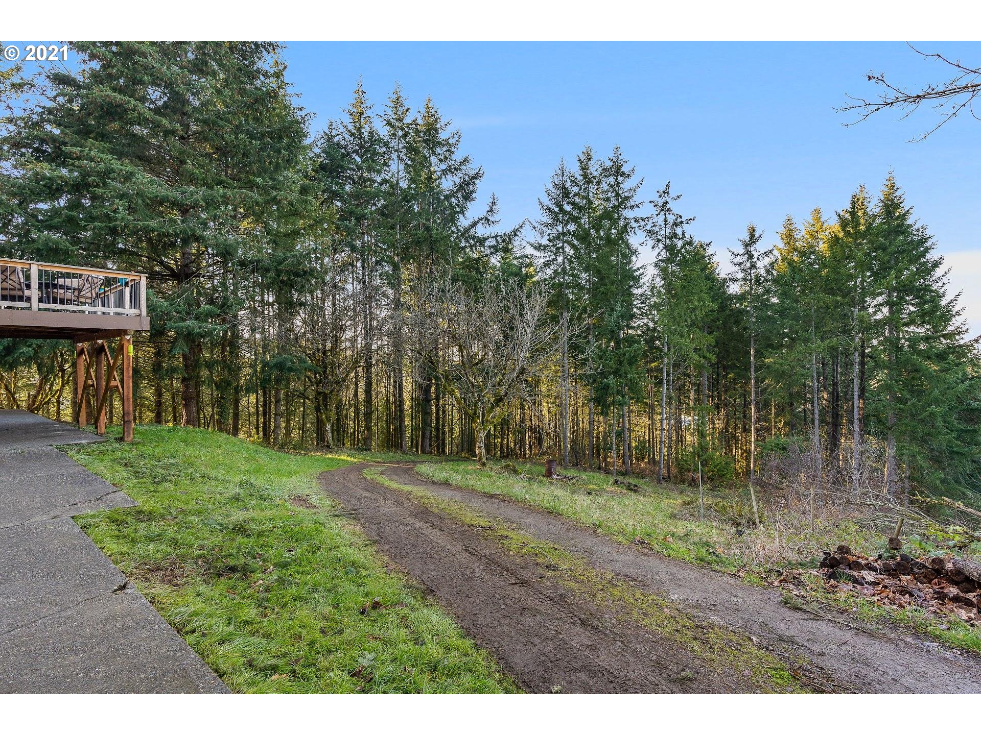 25695 Southwest Neill Road Newberg, OR 97132 - Photo 24 of 31 Gallery Image 24