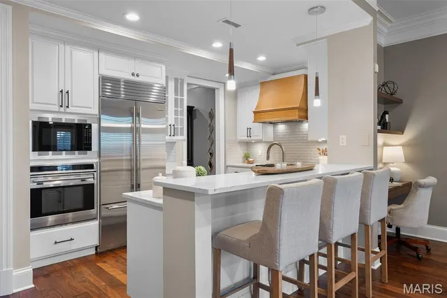 $1,650,000 | 155 Gay Avenue, Clayton, MO 63105