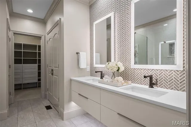 $1,650,000 | 155 Gay Avenue, Clayton, MO 63105