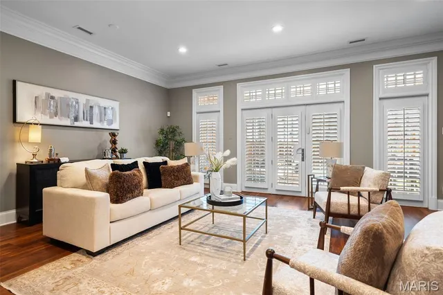 $1,650,000 | 155 Gay Avenue, Clayton, MO 63105