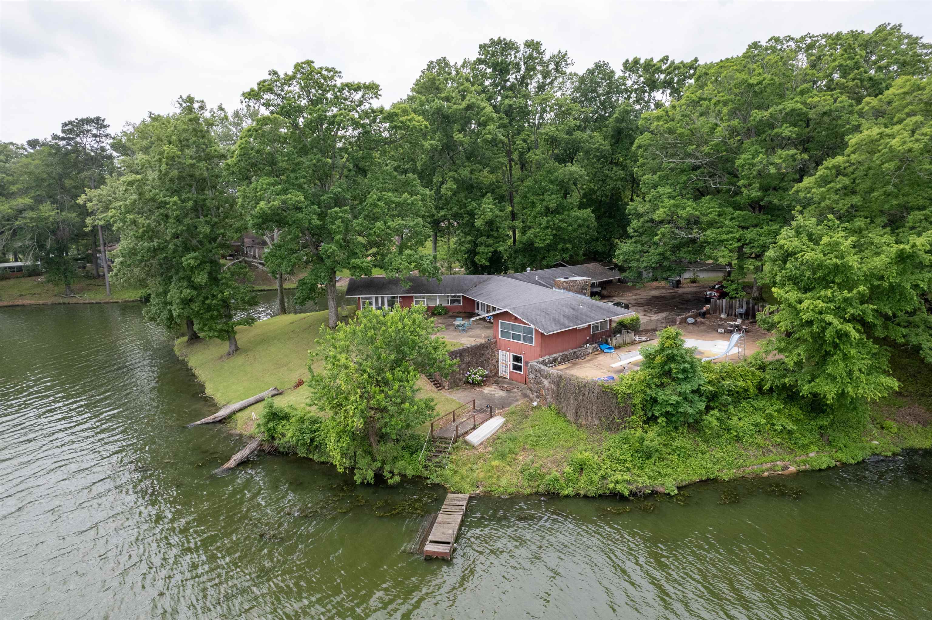 4920 Coro Road Memphis, TN 38109 - Photo 5 of 25 an aerial view of residential house with outdoor space