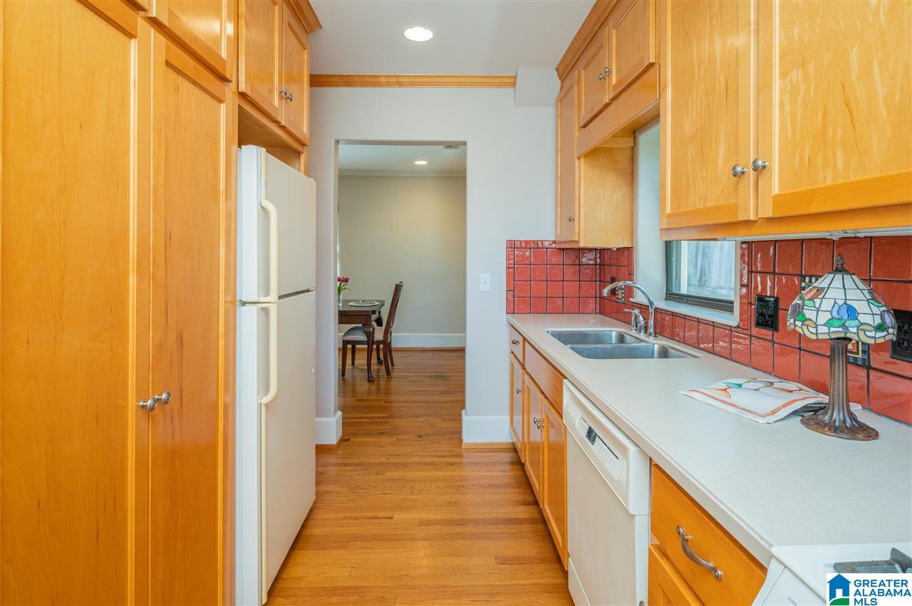 3214 Cliff Road Birmingham, AL 35205 - Photo 13 of 31