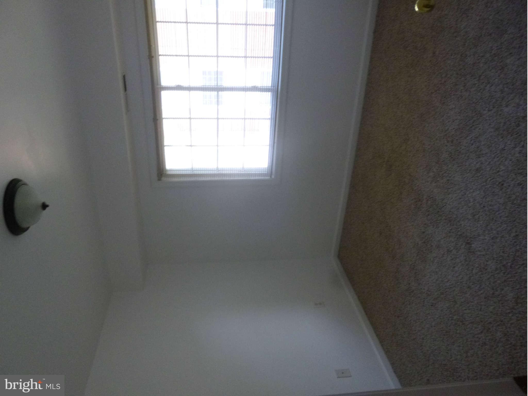 631 Waterloo Road, Unit 132 Warrenton, VA 20186 - Photo 4 of 17 Interior (General)