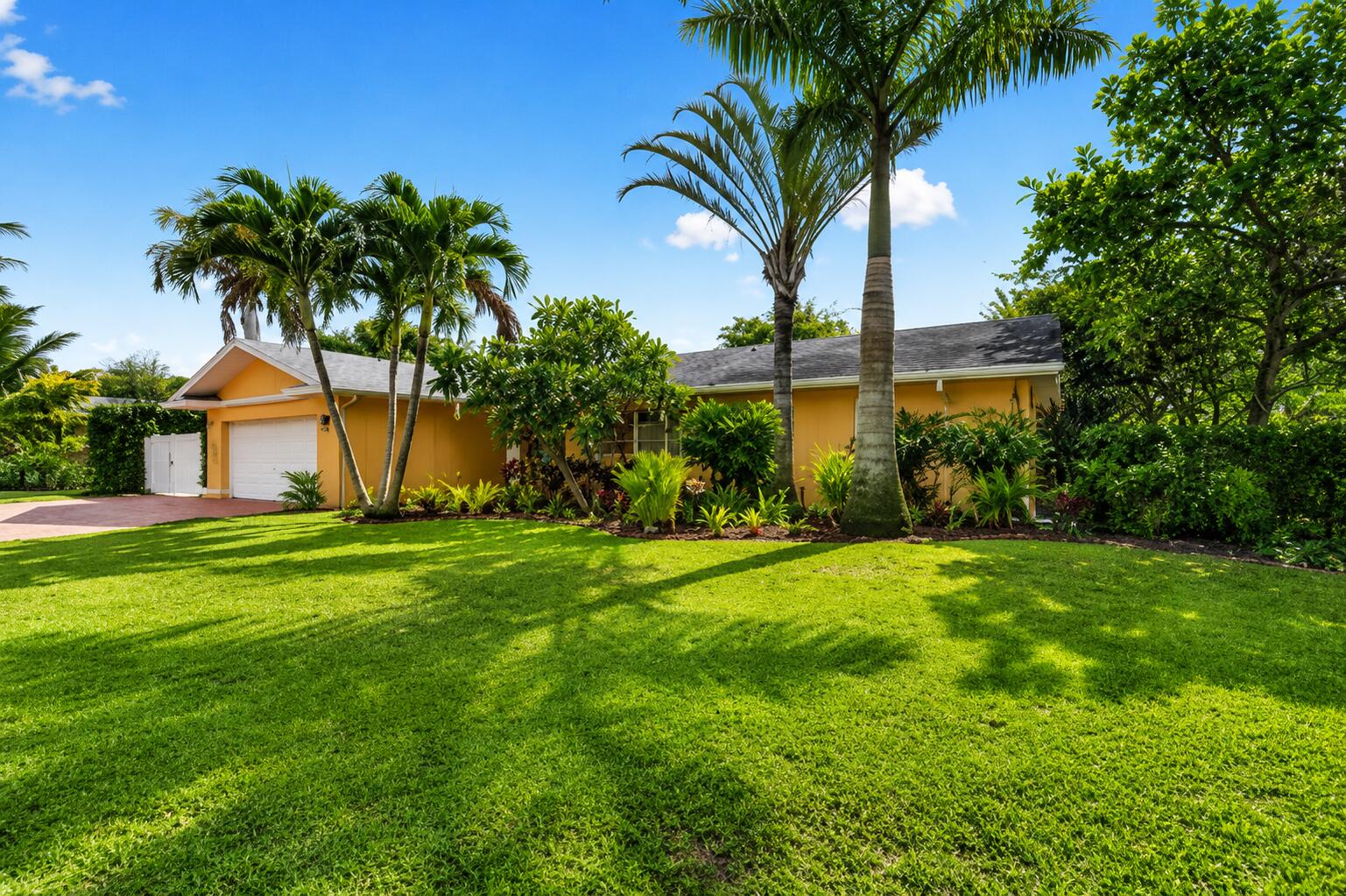 842 Fathom Road West North Palm Beach, FL 33408 - Photo 2 of 54 842 Fathom