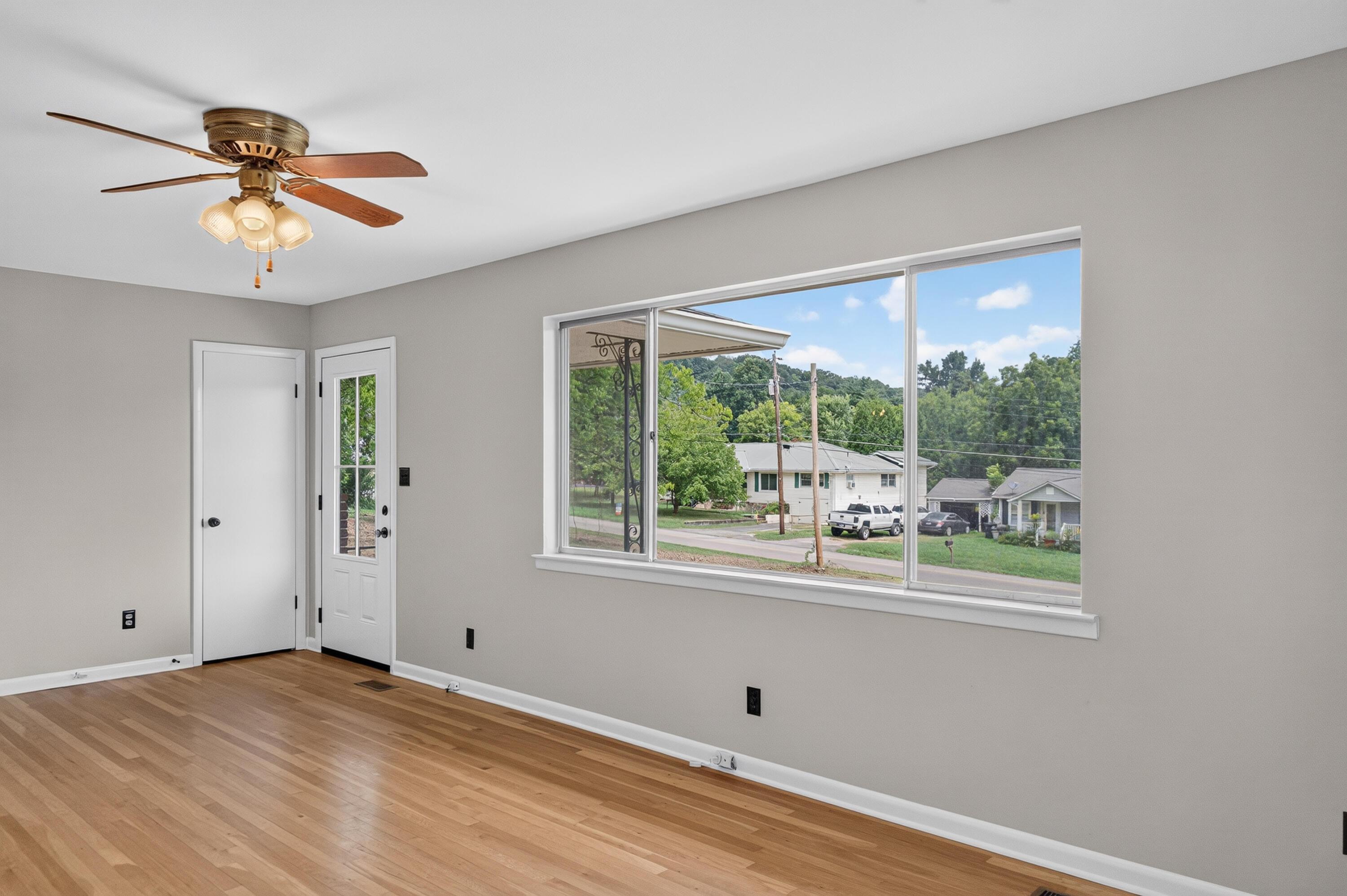 3458 Bennett Road Chattanooga, TN 37412 - Photo 8 of 51 DSC_3657