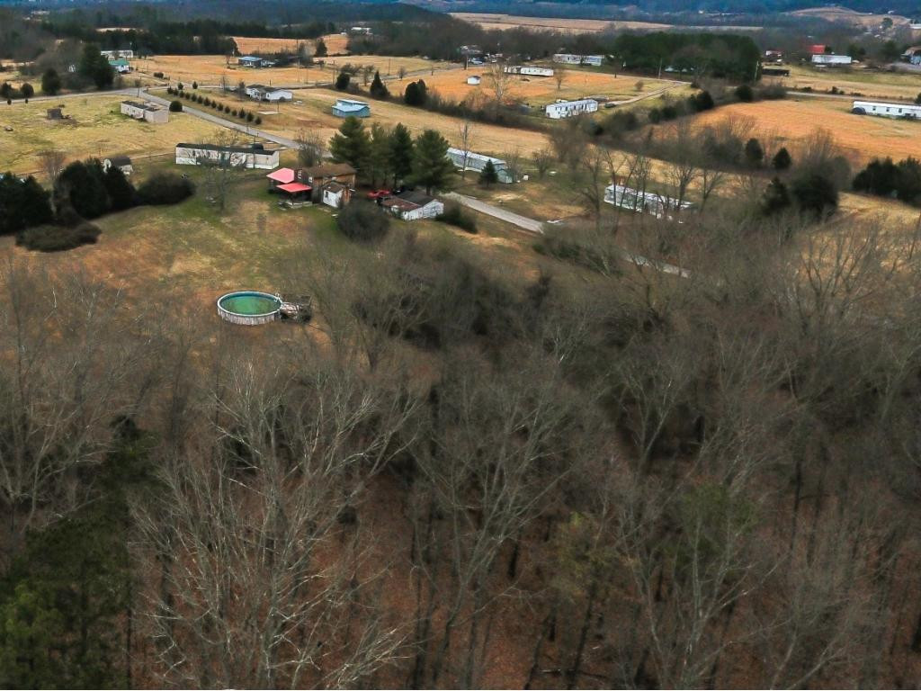 90 Carpenters Chapel Road Mosheim, TN 37818 - Photo 3 of 18 Photo 3