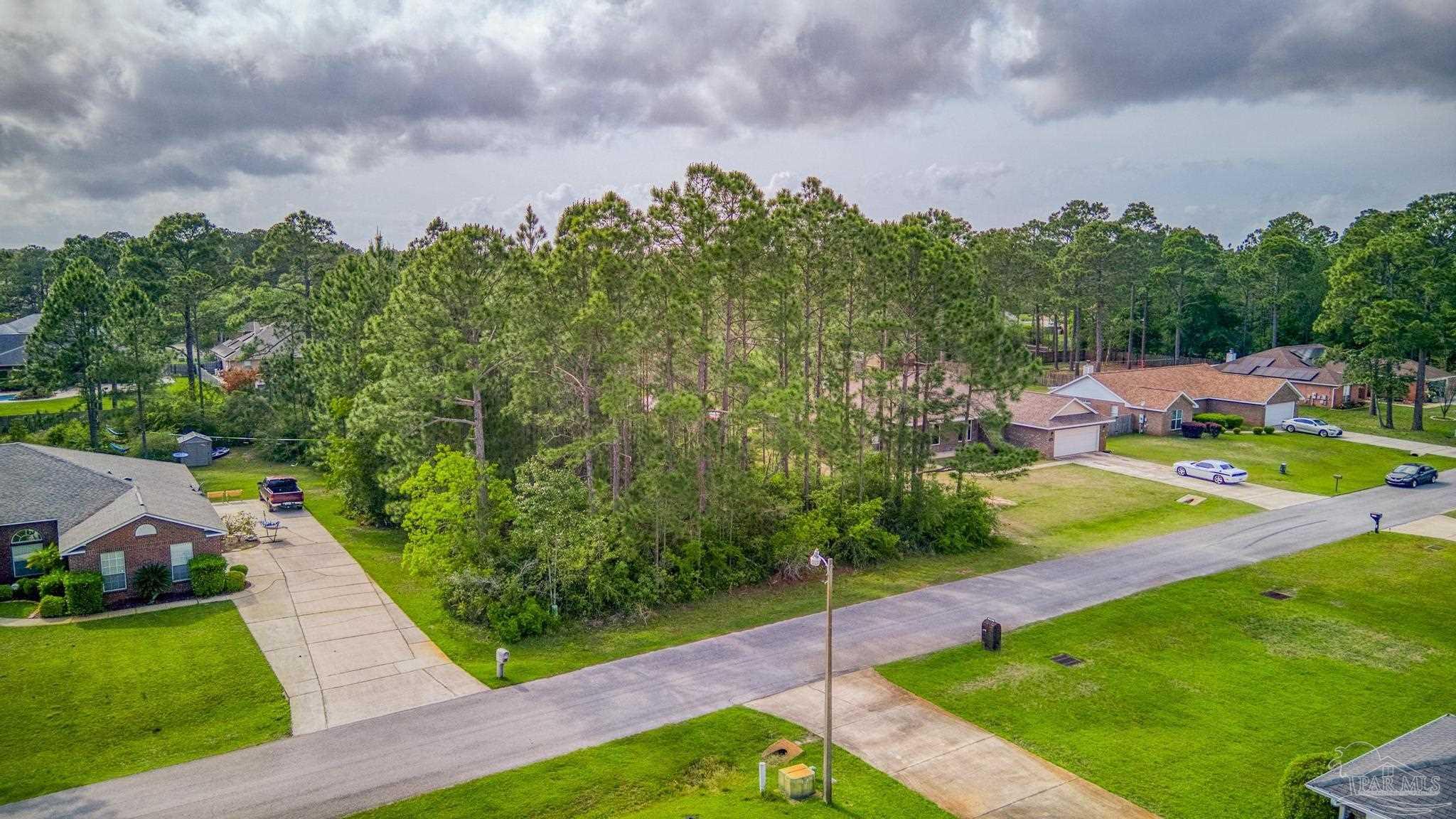 2361 Pineneedle Drive Navarre, FL 32566 - Photo 4 of 25