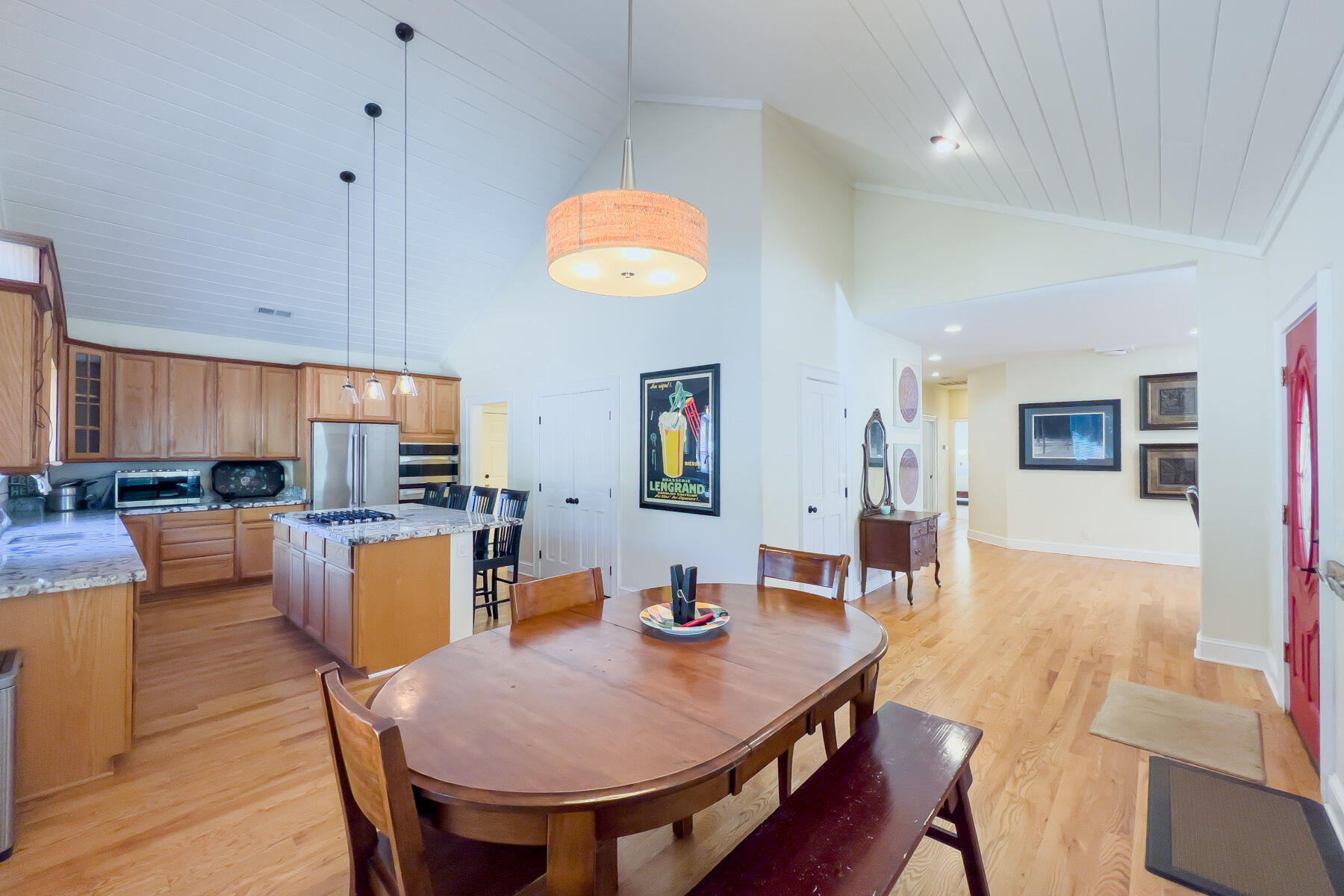 263 Deadwood Road Lewiston, CA 96052 - Photo 12 of 41 Dining