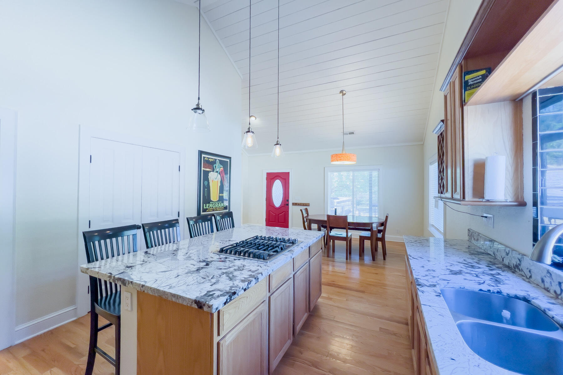 263 Deadwood Road Lewiston, CA 96052 - Photo 14 of 41 Kitchen
