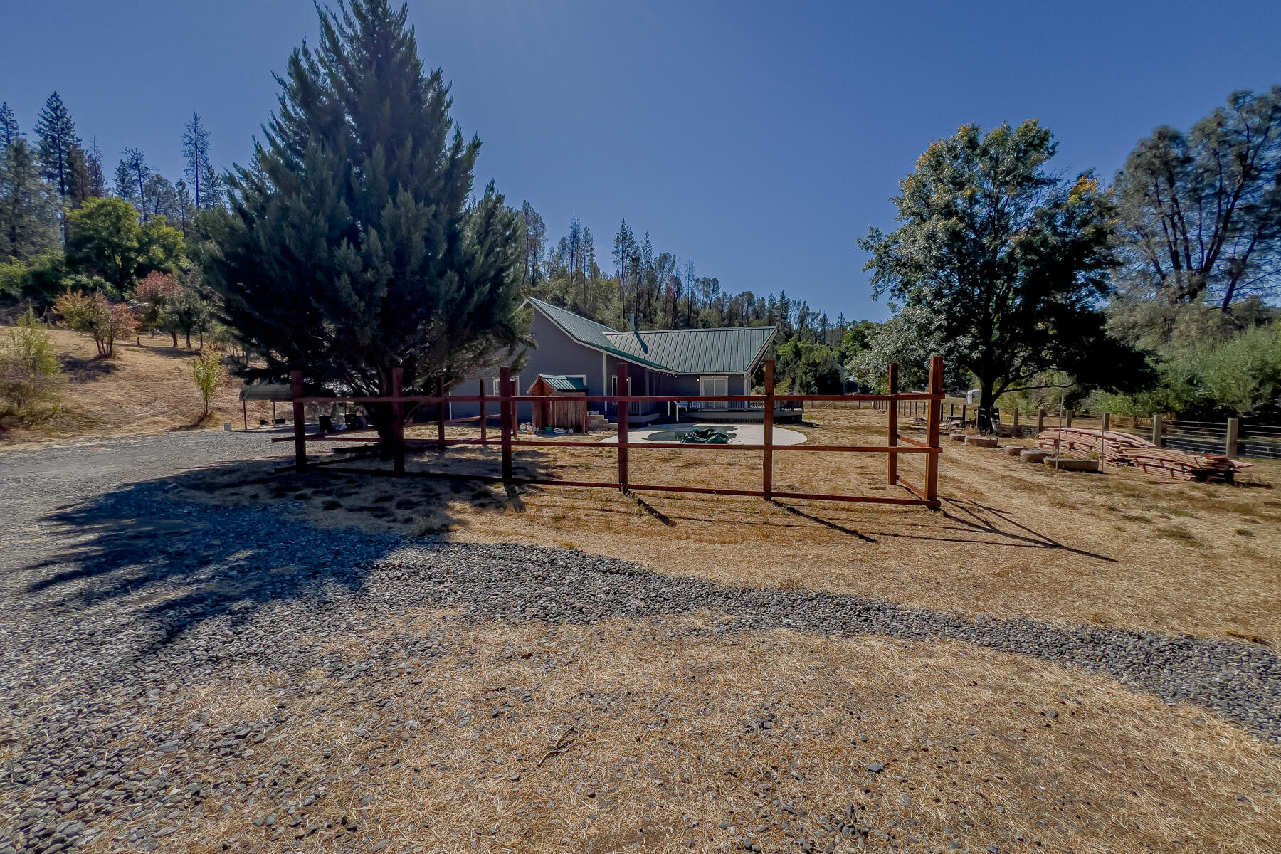 263 Deadwood Road Lewiston, CA 96052 - Photo 37 of 41 Home