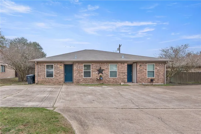 $1,400 | 714 San Benito Drive, College Station, TX 77845