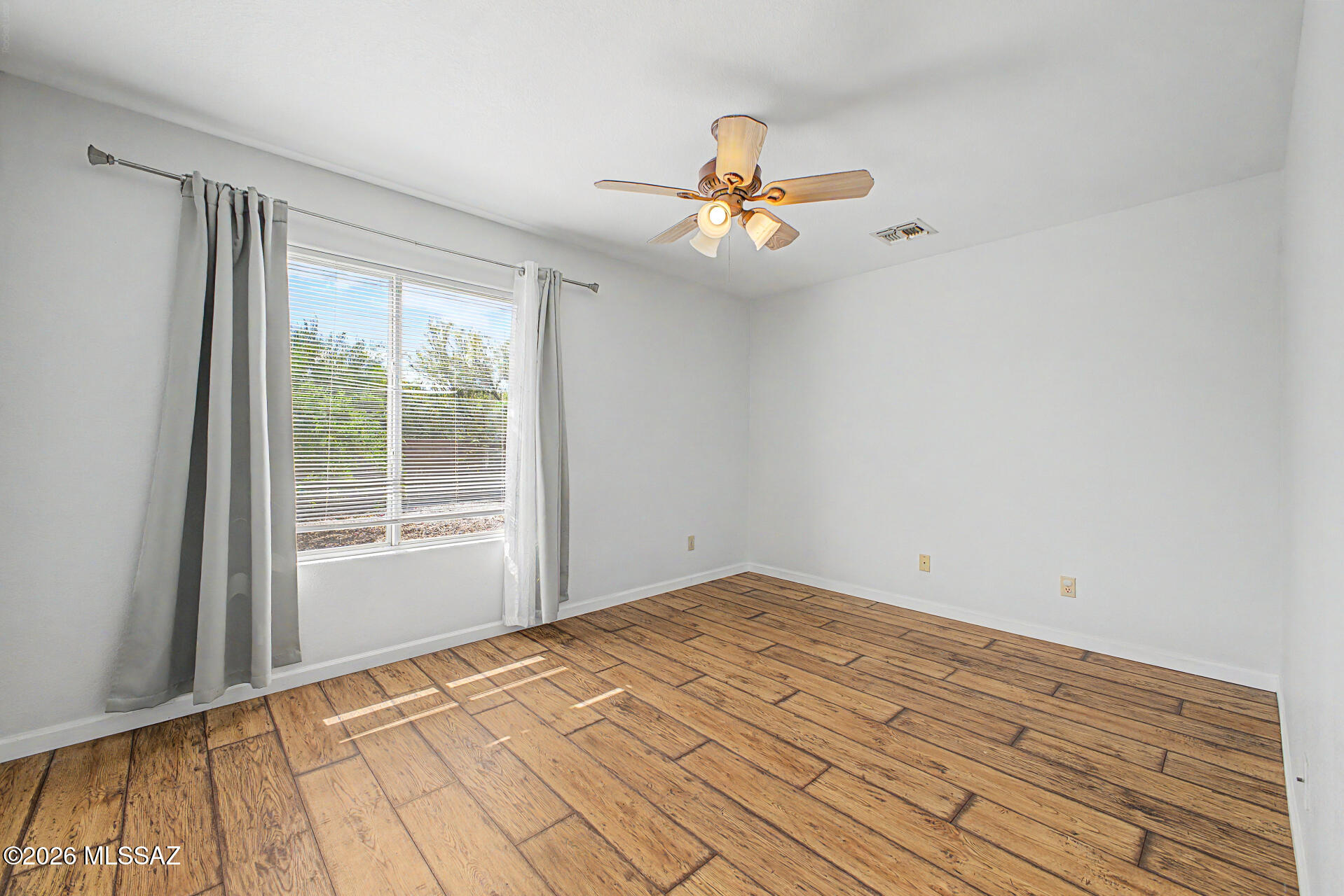 1270 North Falcon Ridge Drive Tucson, AZ 85745 - Photo 13 of 26 18 - Falcon Ridge