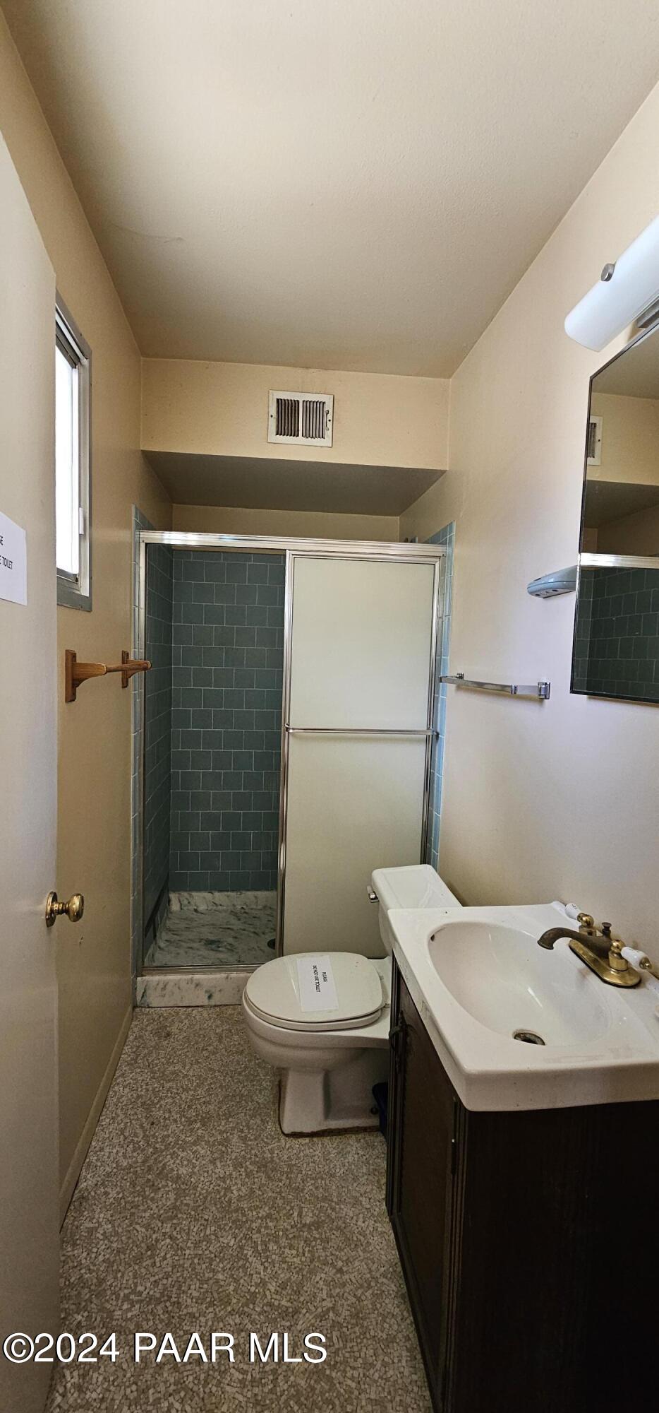 1709 Meadowbrook Road Prescott, AZ 86303 - Photo 11 of 29 Master Bath