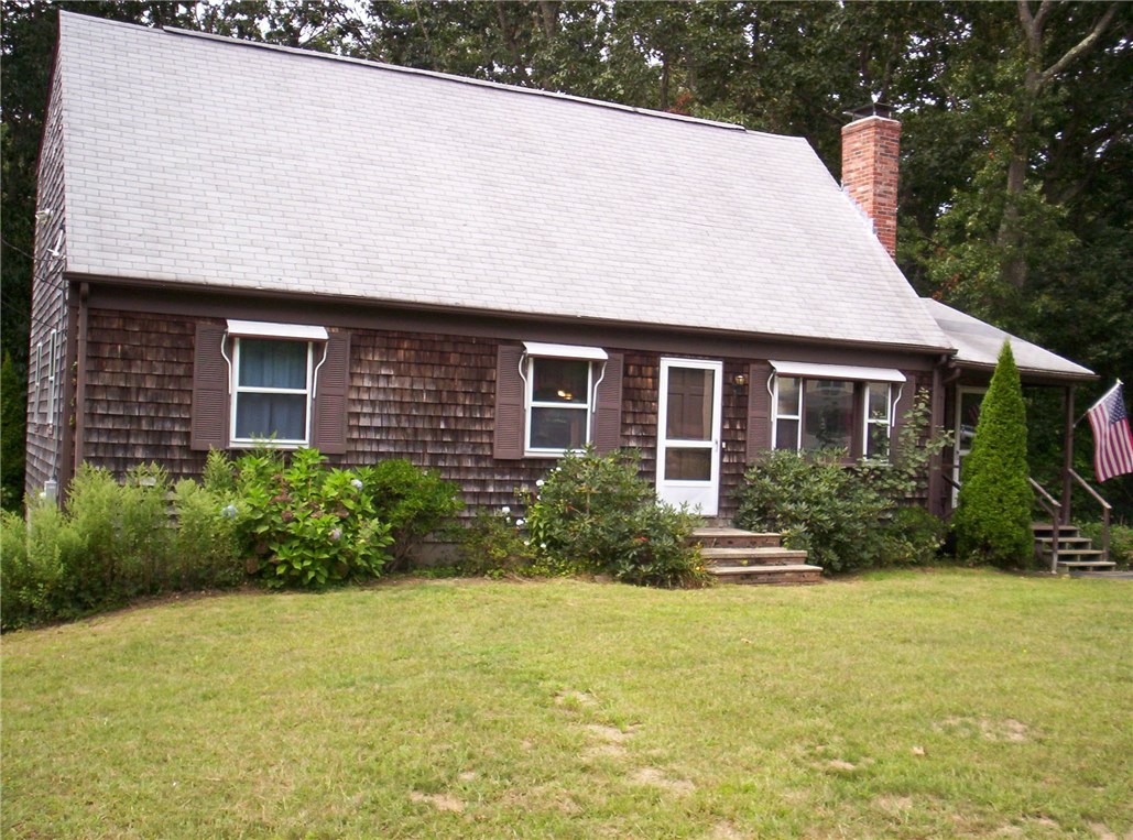 103 Franklin Road Scituate, RI 02825 - Photo 2 of 39