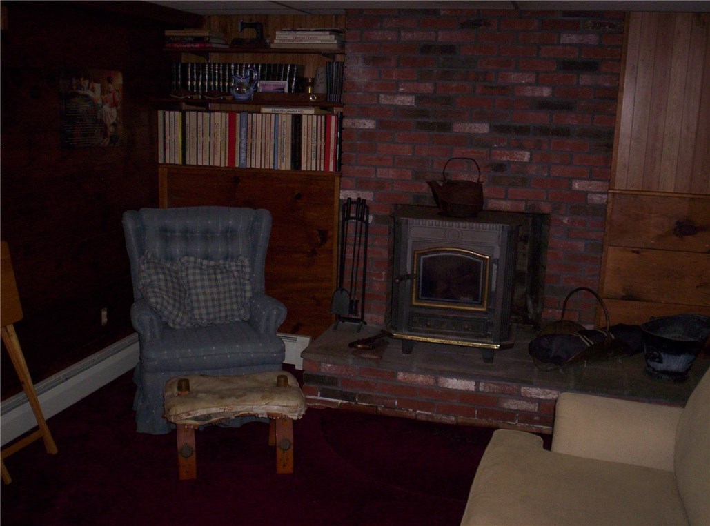 103 Franklin Road Scituate, RI 02825 - Photo 28 of 39