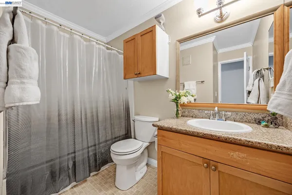 $310,000 | 1087 Murrieta Boulevard, Unit 242, Livermore, CA 94550