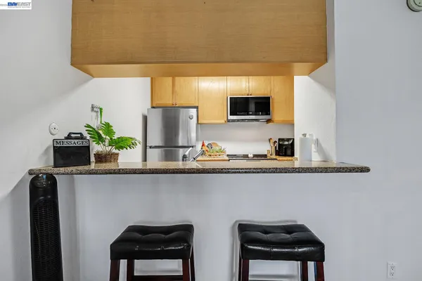 $310,000 | 1087 Murrieta Boulevard, Unit 242, Livermore, CA 94550