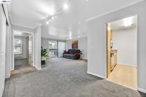 $310,000 | 1087 Murrieta Boulevard, Unit 242, Livermore, CA 94550