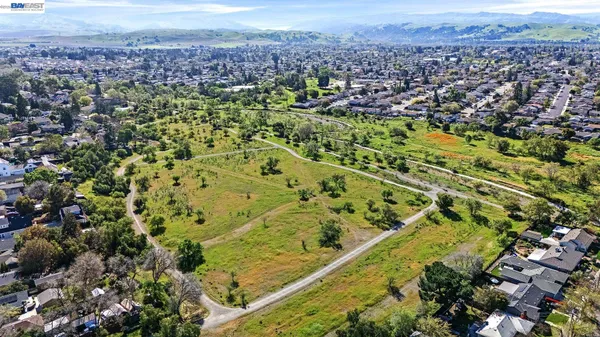 $310,000 | 1087 Murrieta Boulevard, Unit 242, Livermore, CA 94550