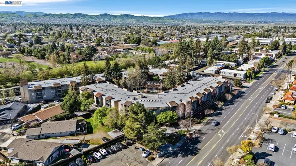 $310,000 | 1087 Murrieta Boulevard, Unit 242, Livermore, CA 94550