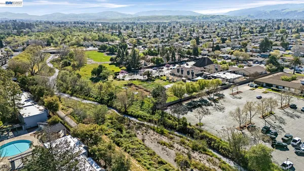 $310,000 | 1087 Murrieta Boulevard, Unit 242, Livermore, CA 94550