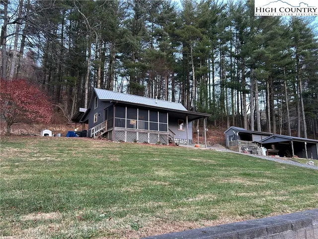 $310,000 | 117 Deans Lane, Laurel Springs, NC 28644