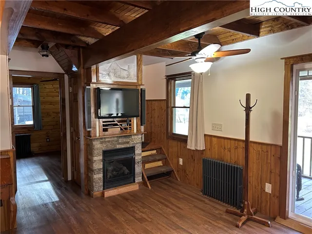 $310,000 | 117 Deans Lane, Laurel Springs, NC 28644