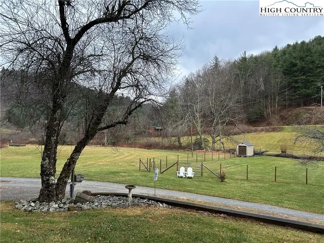 $310,000 | 117 Deans Lane, Laurel Springs, NC 28644