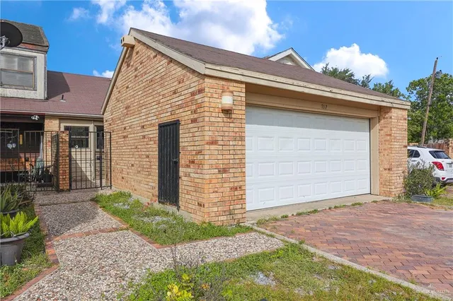 $155,000 | 702 Windsor Glen Drive, Mission, TX 78572
