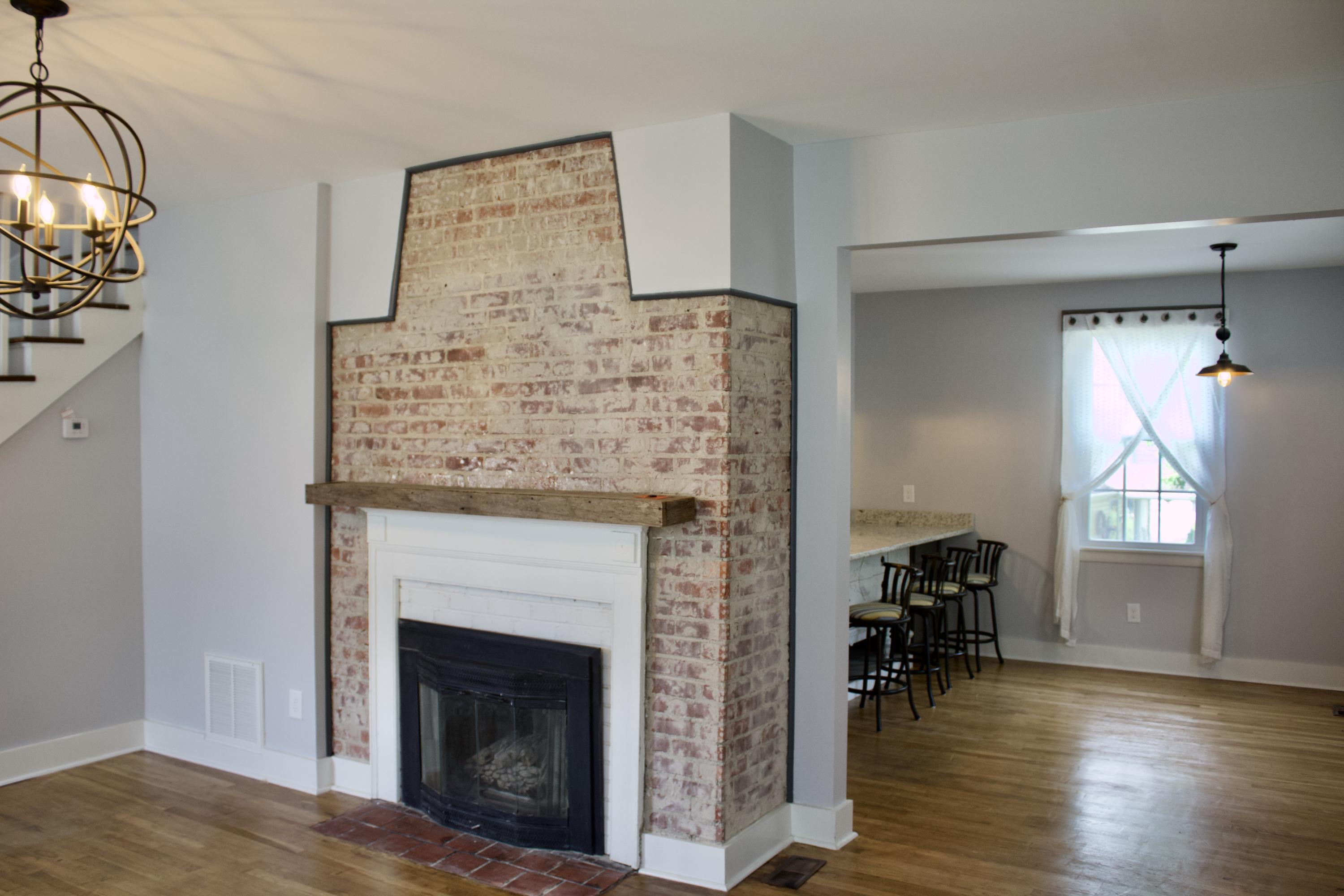 403 Pine Hill Road Elizabethton, TN 37643 - Photo 6 of 35 Dining area from living room