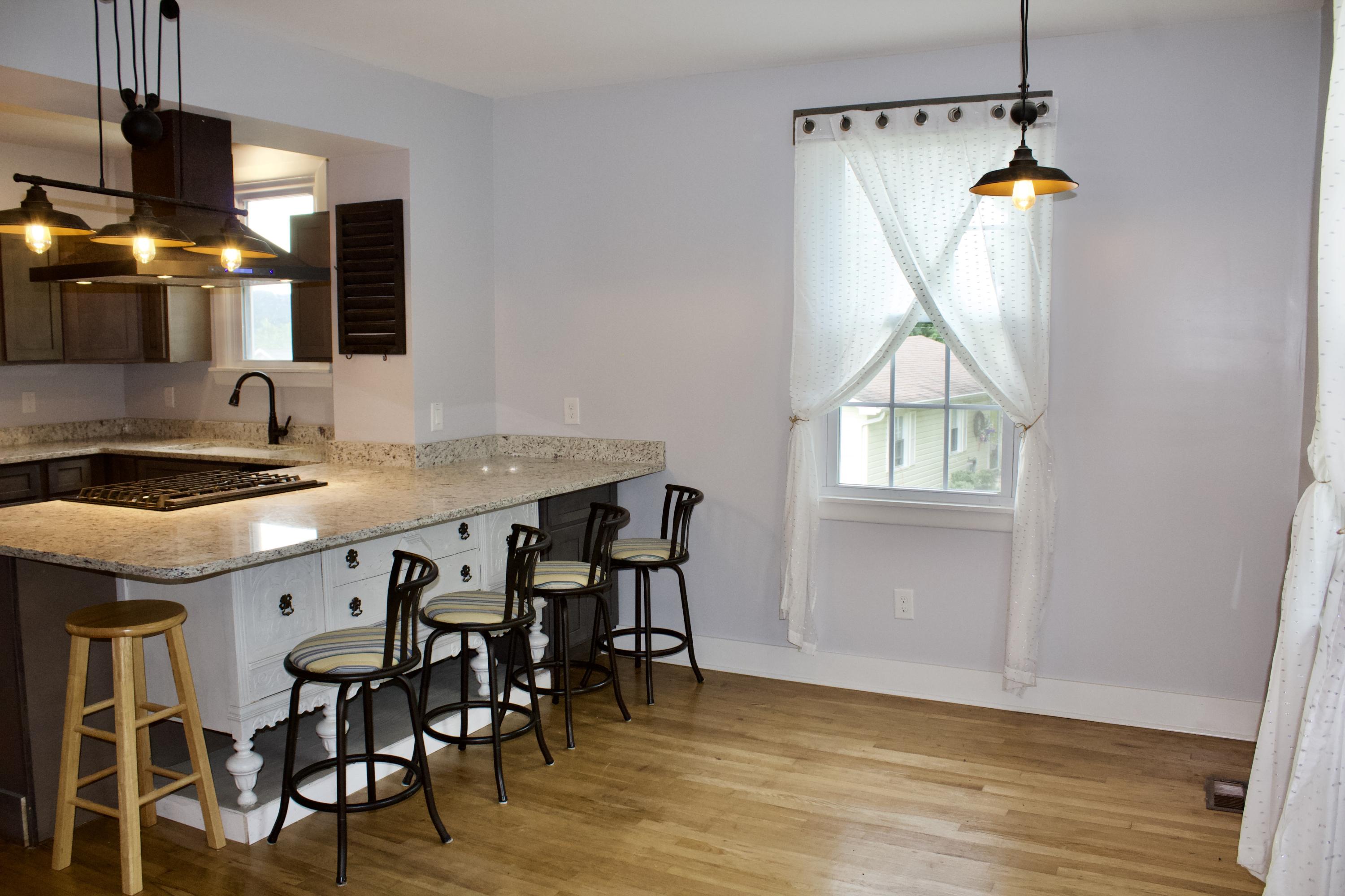 403 Pine Hill Road Elizabethton, TN 37643 - Photo 8 of 35 Large granite peninsula