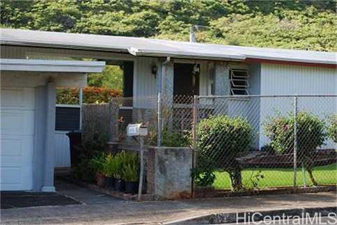 418 Kuliouou Road Honolulu, HI 96821 - Photo 1 of 1 a view of a entrance gate of the house