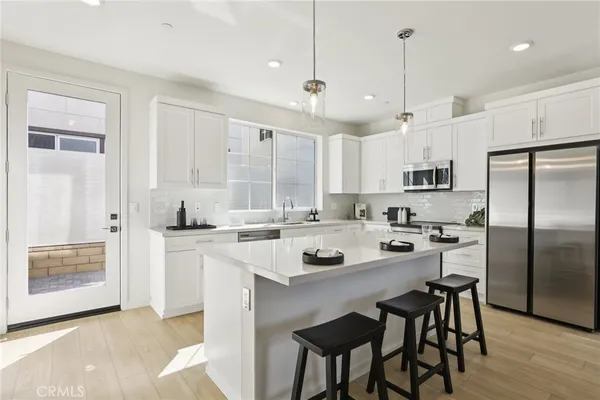 $957,000 | 4874 Arroyo Run, Moorpark, CA 93021