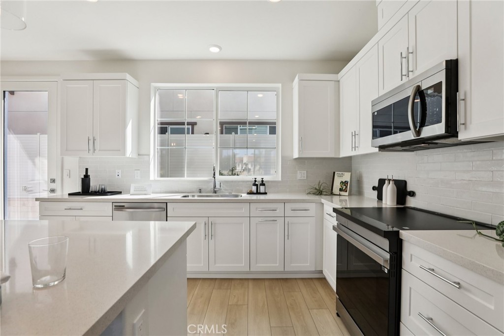 4874 Arroyo Run Moorpark, CA 93021 - Photo 13 of 38