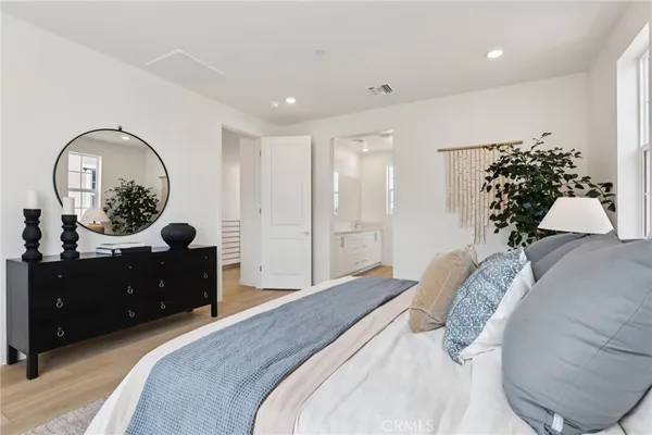 $957,000 | 4874 Arroyo Run, Moorpark, CA 93021