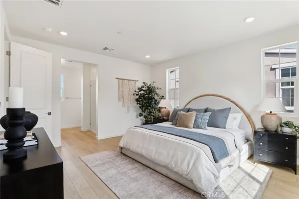 $957,000 | 4874 Arroyo Run, Moorpark, CA 93021