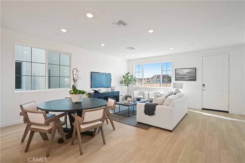 4874 Arroyo Run Moorpark, CA 93021 - Photo 6 of 33