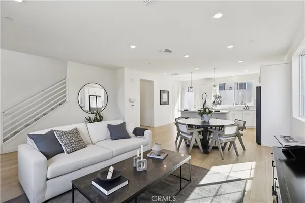 $957,000 | 4874 Arroyo Run, Moorpark, CA 93021