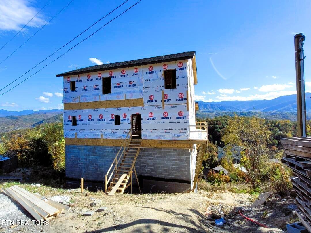 736 Village Loop Road Gatlinburg, TN 37738 - Photo 15 of 34 736 VLR Exterior Const Update 10 31 2024