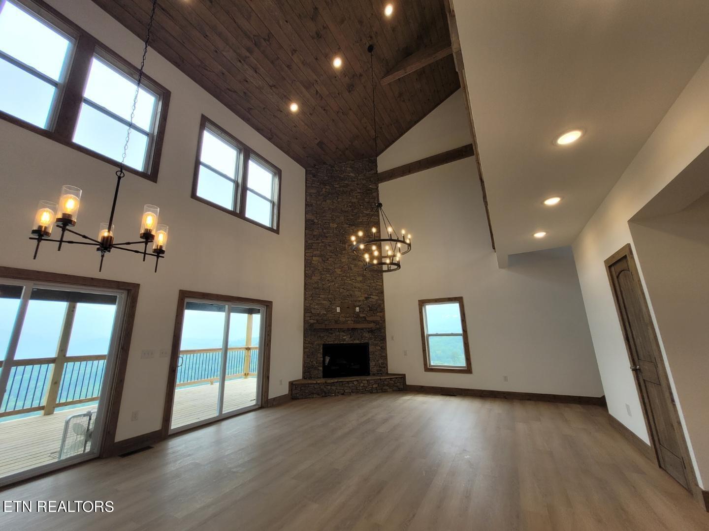 736 Village Loop Road Gatlinburg, TN 37738 - Photo 27 of 34 838 LL LIV 2 for 736 VL
