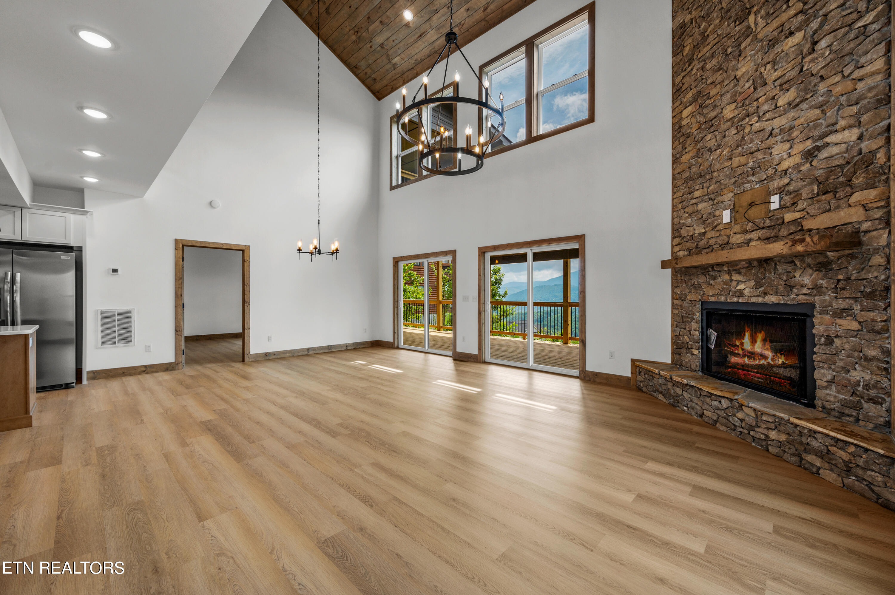 736 Village Loop Road Gatlinburg, TN 37738 - Photo 29 of 34 838 LL LIV c for 736 VL