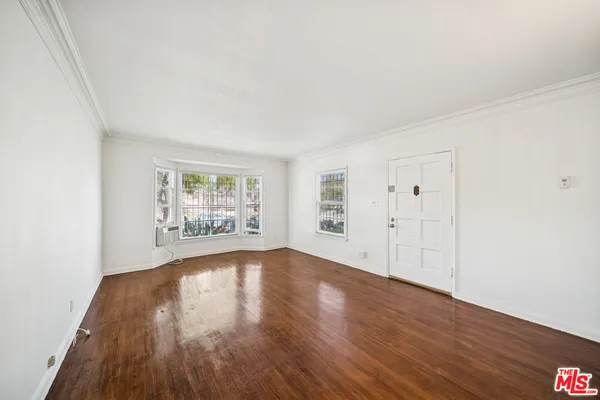 $2,695 | 7758 Rosewood Avenue, Los Angeles, CA 90036