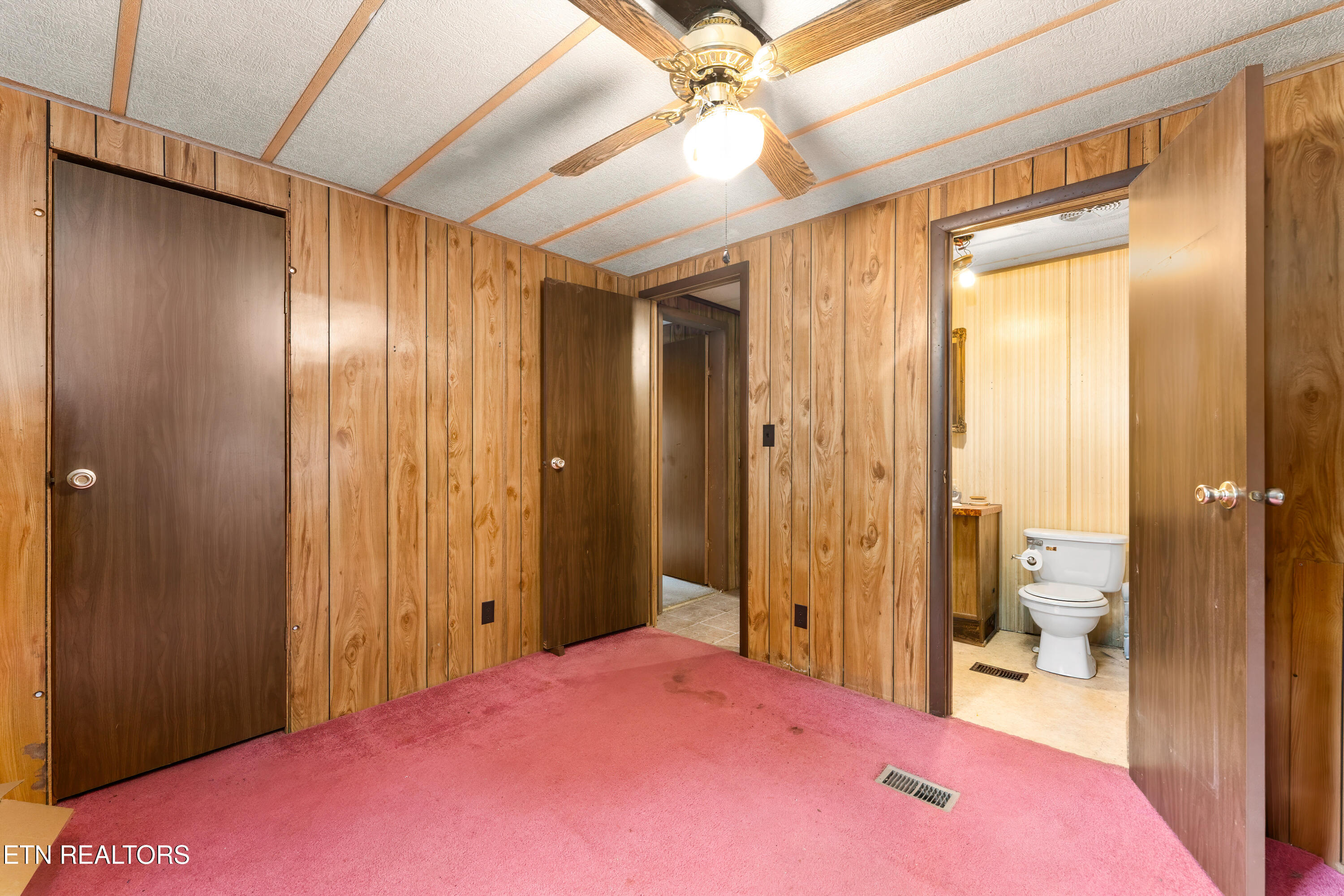208 Morning Cove Road Kingston, TN 37763 - Photo 18 of 23 _DSC2036-Edit-Edit