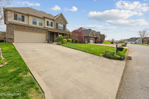 $799,000 | 12025 Inglecrest Lane, Knoxville, TN 37934