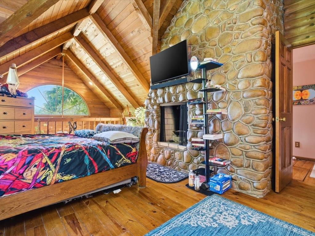 1826 Toms Run Road Holbrook, PA 15341 - Photo 24 of 50 2nd Floor Loft