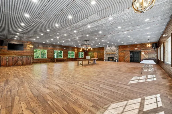 $6,995,000 | 3975 Jarman Hollow Road, Palmyra, TN 37142