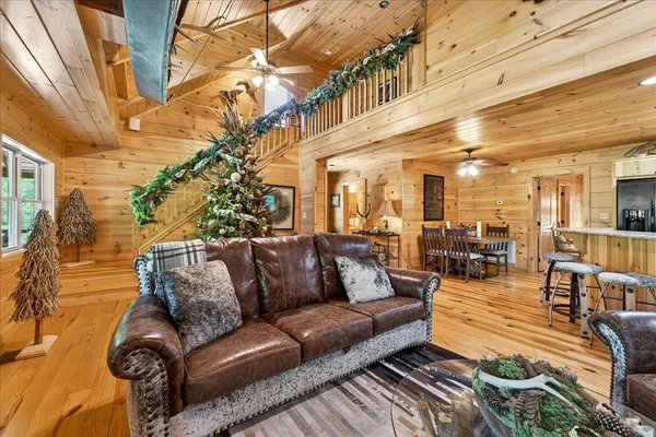 $6,995,000 | 3975 Jarman Hollow Road, Palmyra, TN 37142